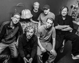 BAND PICTURE